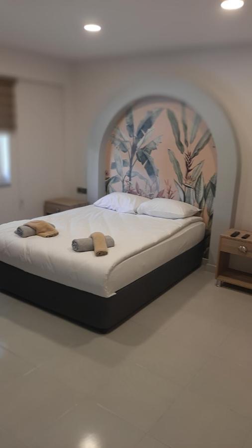 B&B Leon